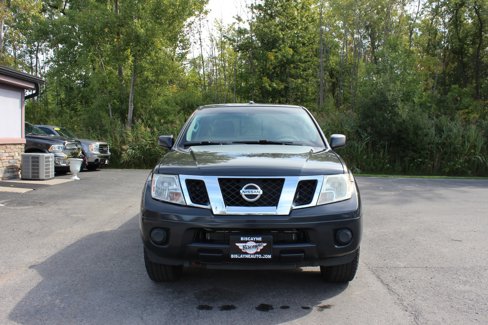 Used 2015 Nissan Frontier SV image 13