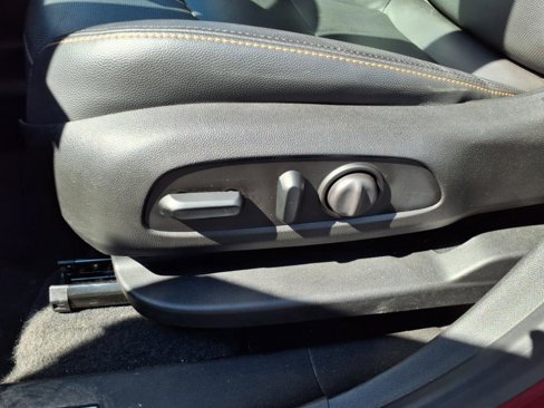 Used 2019 Chevrolet Equinox Premier image 17