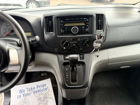 Used 2017 Nissan NV200 S image 17