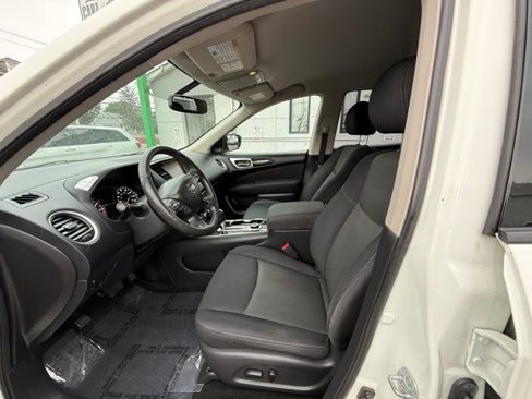Used 2017 Nissan Pathfinder SV w/ Trailer Tow Package image 19