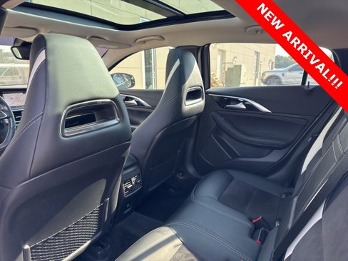 Used 2018 INFINITI QX30 Sport image 8