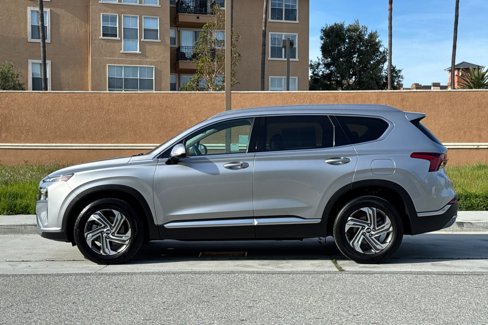 Used 2022 Hyundai Santa Fe SEL w/ Cargo Package image 7