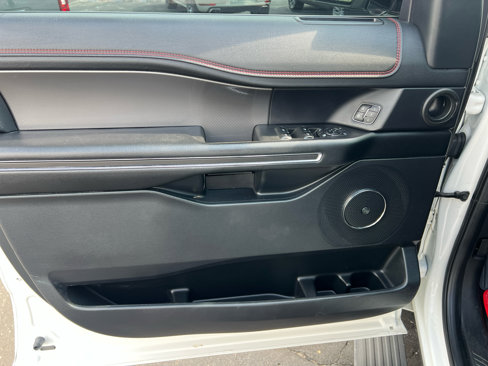 Used 2021 Ford Expedition Max Limited image 12