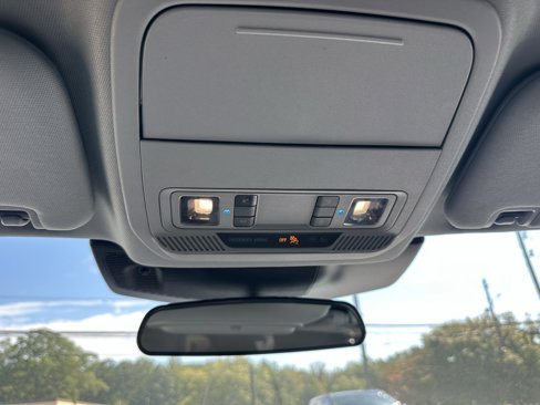 Used 2023 Ford Explorer XLT w/ Equipment Group 202A image 31