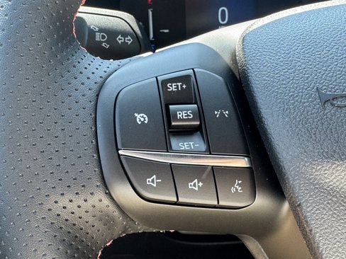 New 2025 Ford Escape ST-Line image 13