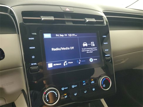 Used 2022 Hyundai Tucson SE image 28