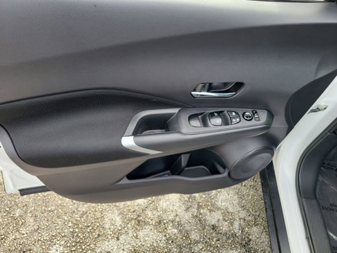 Used 2023 Nissan Kicks SV image 20