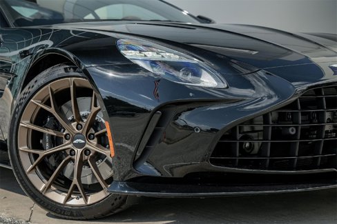 New 2025 Aston Martin V8 Vantage Coupe image 3