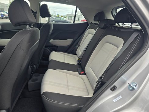 New 2025 Hyundai Venue SEL image 30