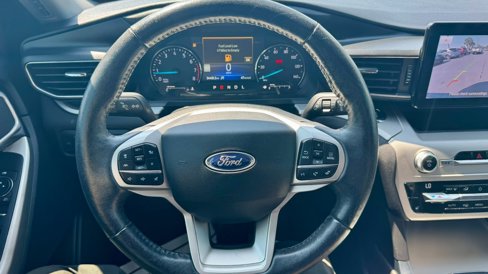Certified 2021 Ford Explorer XLT w/ Equipment Group 202A image 21