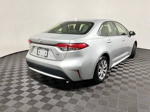 Used 2020 Toyota Corolla LE image 14
