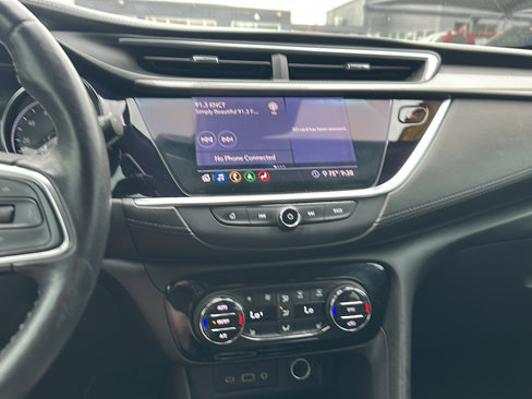 Used 2020 Buick Encore GX Essence w/ Experience Buick Package image 31
