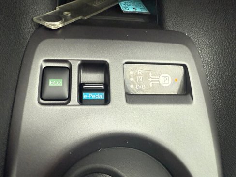 Used 2023 Nissan Leaf S image 24