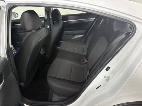 Used 2019 Hyundai Elantra SE w/ Cargo Package image 27