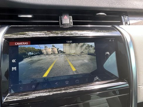 Used 2020 Land Rover Discovery Sport SE R-Dynamic image 27