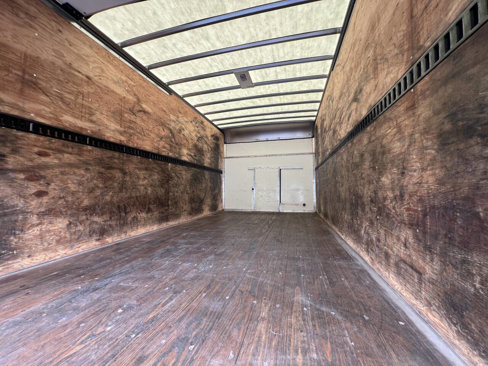 Used 2023 Ford E-450 and Econoline 450 Super Duty w/ Power Windows & Locks Group image 23