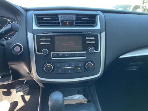 Used 2016 Nissan Altima 2.5 S w/ Power Driver Seat Package image 8
