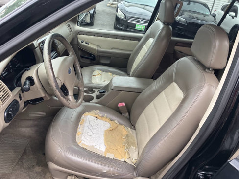 Used 2002 Ford Explorer Eddie Bauer image 31