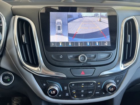 Used 2021 Chevrolet Equinox Premier image 19