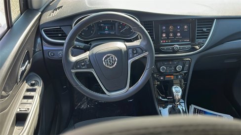 Used 2022 Buick Encore Preferred w/ Safety Package image 32