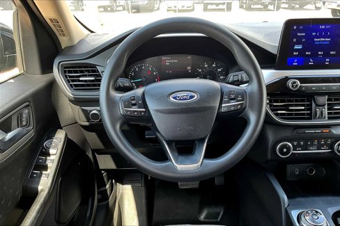 Used 2020 Ford Escape SE image 5