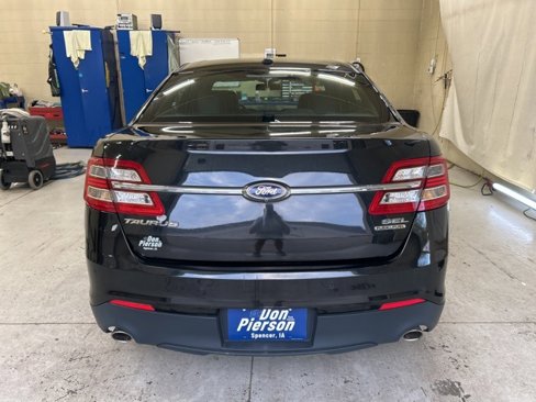 Used 2015 Ford Taurus SEL w/ Equipment Group 201A image 5