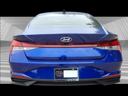 Used 2023 Hyundai Elantra SEL w/ Convenience Package image 5