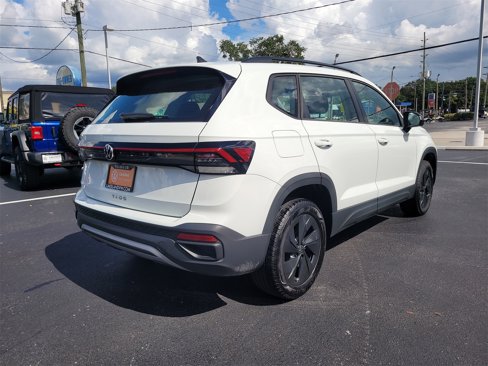 Used 2025 Volkswagen Taos S image 6