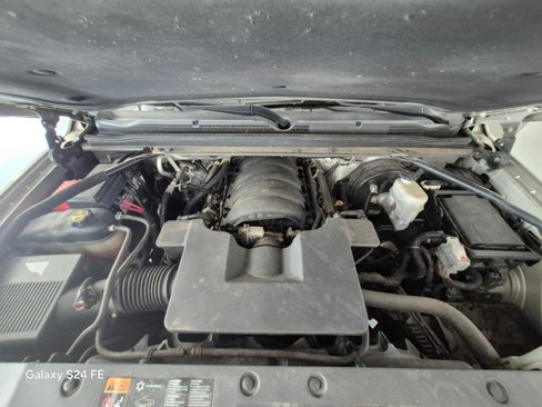 Used 2016 Chevrolet Suburban LT image 10