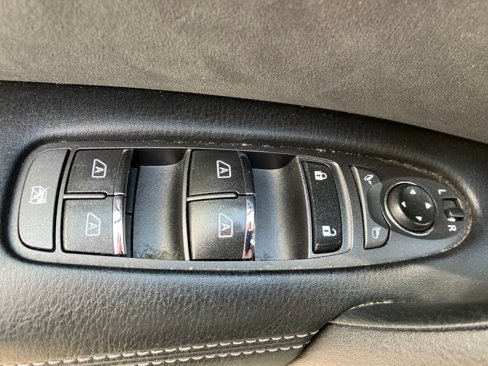 Used 2019 Nissan Armada SV image 30