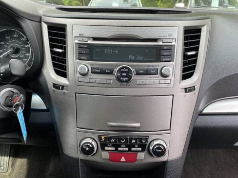 Used 2011 Subaru Outback 2.5i Premium image 16