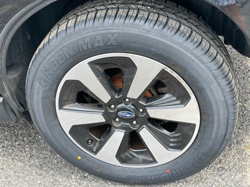 Used 2018 Subaru Forester 2.5i Premium w/ All-Weather Package image 29