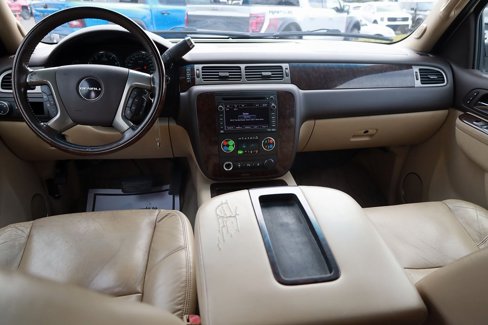 Used 2011 GMC Yukon Denali image 20