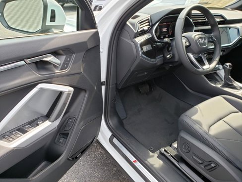 New 2025 Audi Q3 2.0T Premium Plus image 6