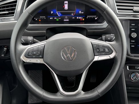 Used 2024 Volkswagen Tiguan Wolfsburg Edition image 15
