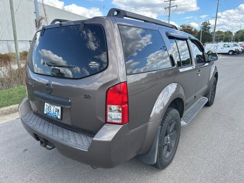 Used 2008 Nissan Pathfinder SE w/ Premium Pkg image 5