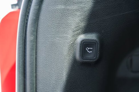 Used 2019 Jeep Cherokee Trailhawk image 16