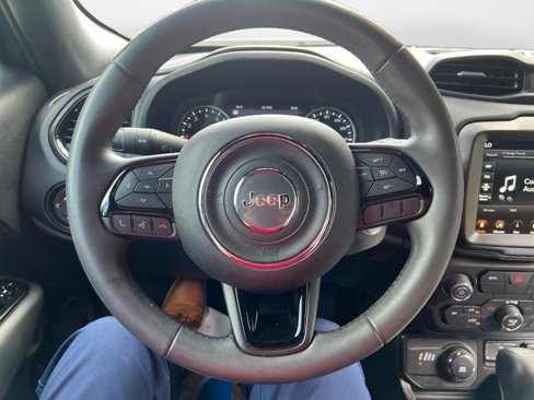 Used 2022 Jeep Renegade Altitude image 12