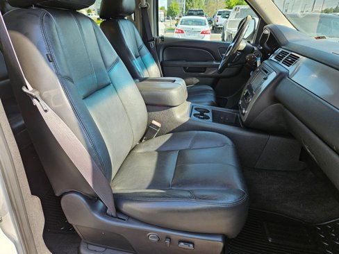 Used 2013 Chevrolet Silverado 1500 LTZ image 32