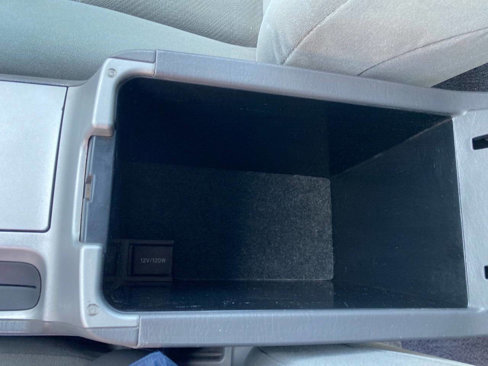 Used 2004 Toyota Solara SE image 95