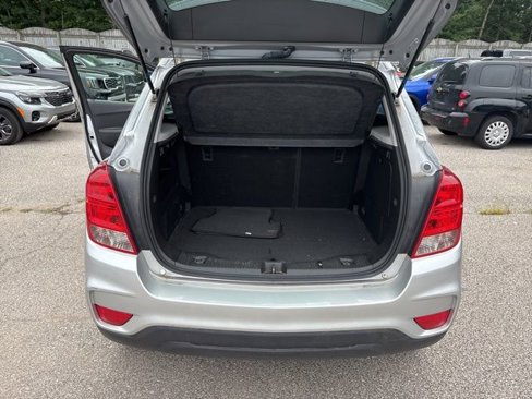 Used 2018 Chevrolet Trax LS image 20