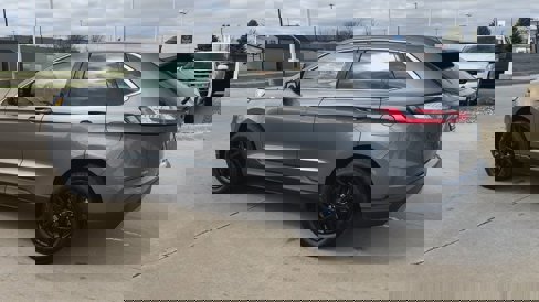 Used 2022 Ford Edge SEL image 40