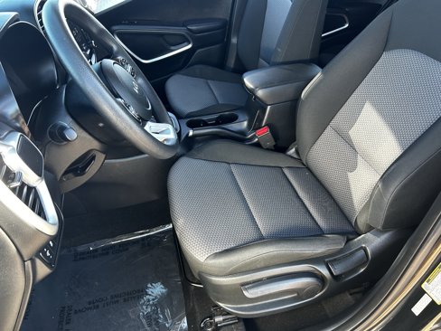 Used 2023 Kia Soul LX w/ LX Technology Package image 19