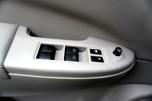 Used 2012 Nissan Quest SL w/ Bose Pkg image 26