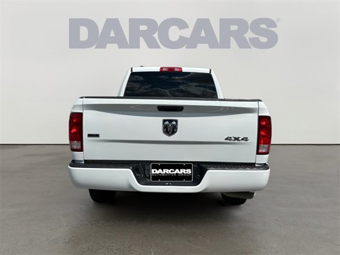 Used 2021 RAM 1500 Classic SLT image 6