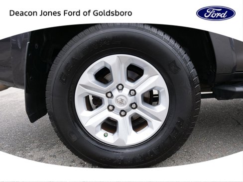 Used 2018 Toyota 4Runner 4WD image 11