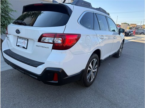Used 2018 Subaru Outback 2.5i Limited image 46