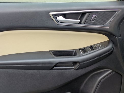 Used 2021 Ford Edge SEL w/ Convenience Package image 14