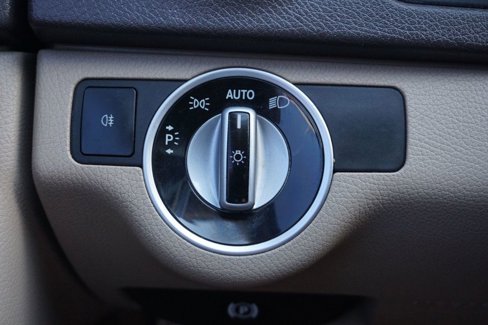 Used 2013 Mercedes-Benz C 250 Sedan w/ Premium 1 Pkg image 22