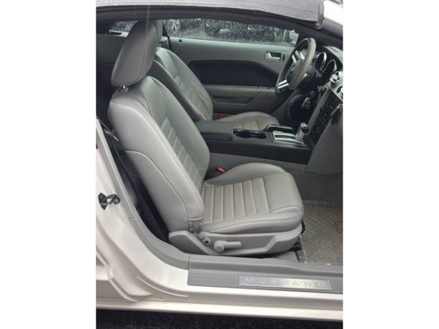Used 2006 Ford Mustang GT image 10
